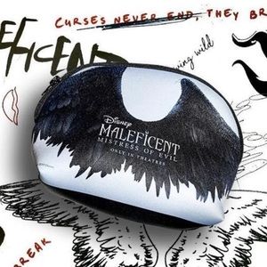 🎉SOLD🎉 2019 Disney Maleficent MAC Makeup Case